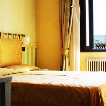 Hotel Beaurivage 2*