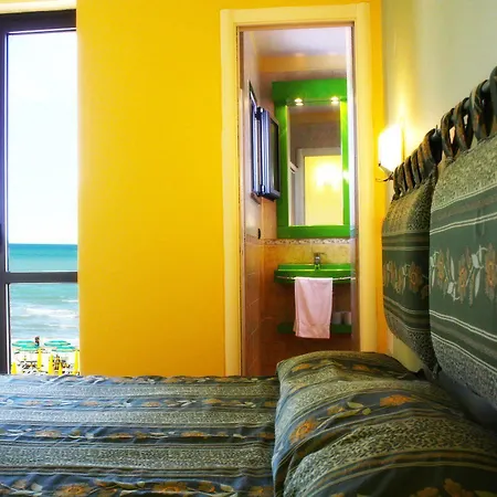 Hotel Beaurivage 2*