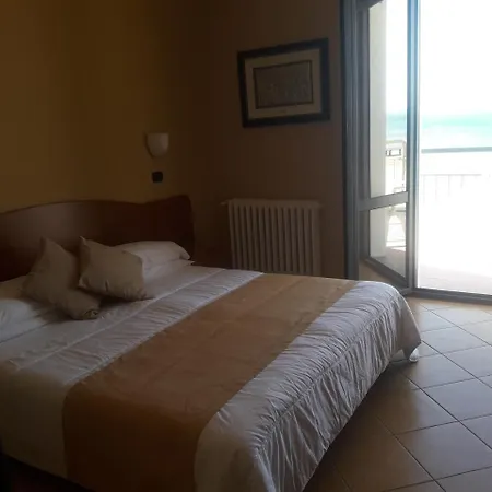 Beaurivage 酒店 西尼加利亚